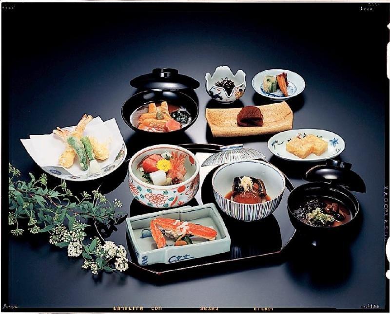 Kanazawa Miyako Hotel ภายนอก รูปภาพ